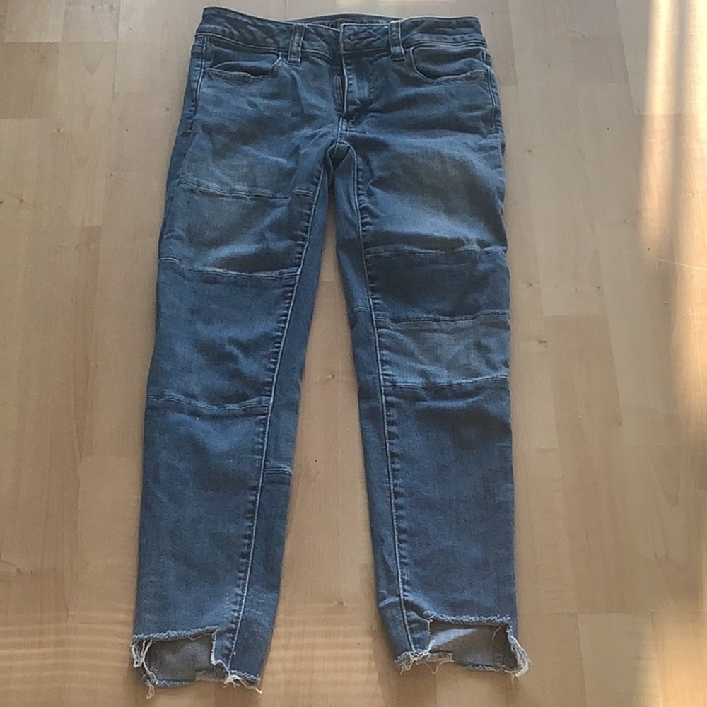 American eagle size 0 super stretch cropped jeans